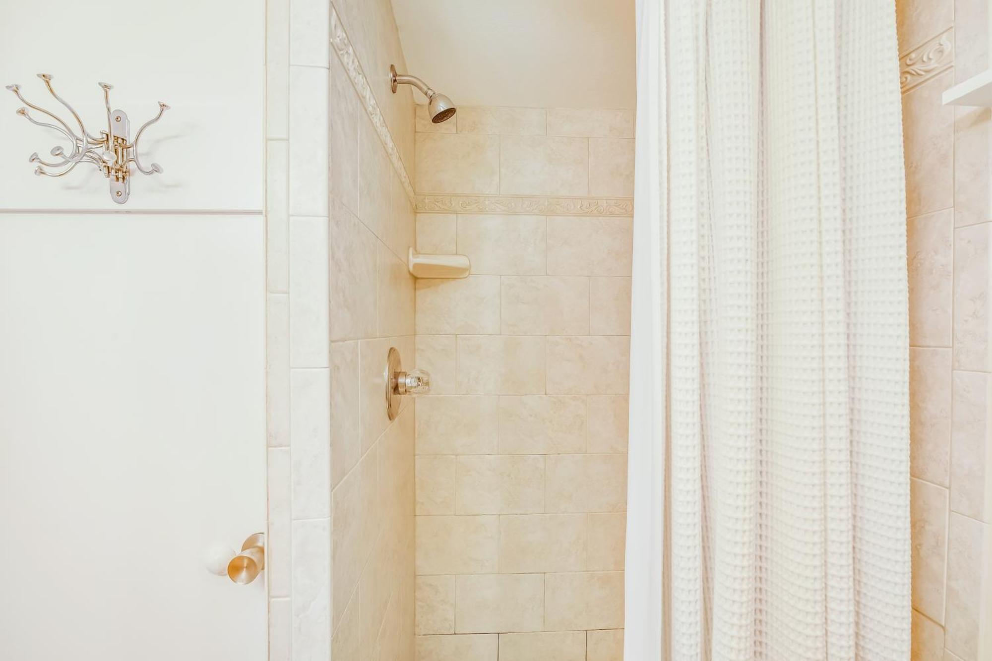 Latitude Condos Panama City Beach Chambre photo