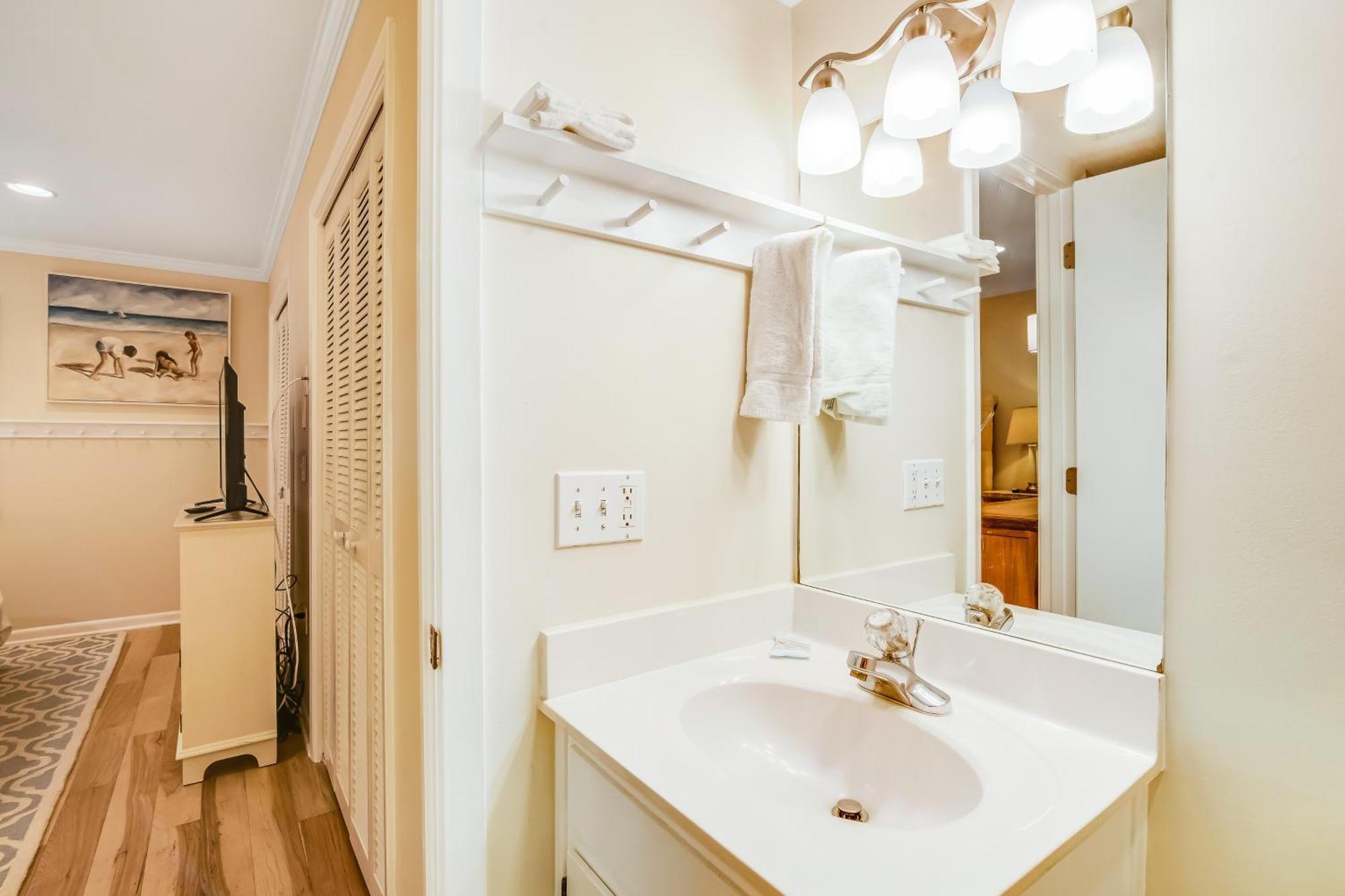 Latitude Condos Panama City Beach Chambre photo