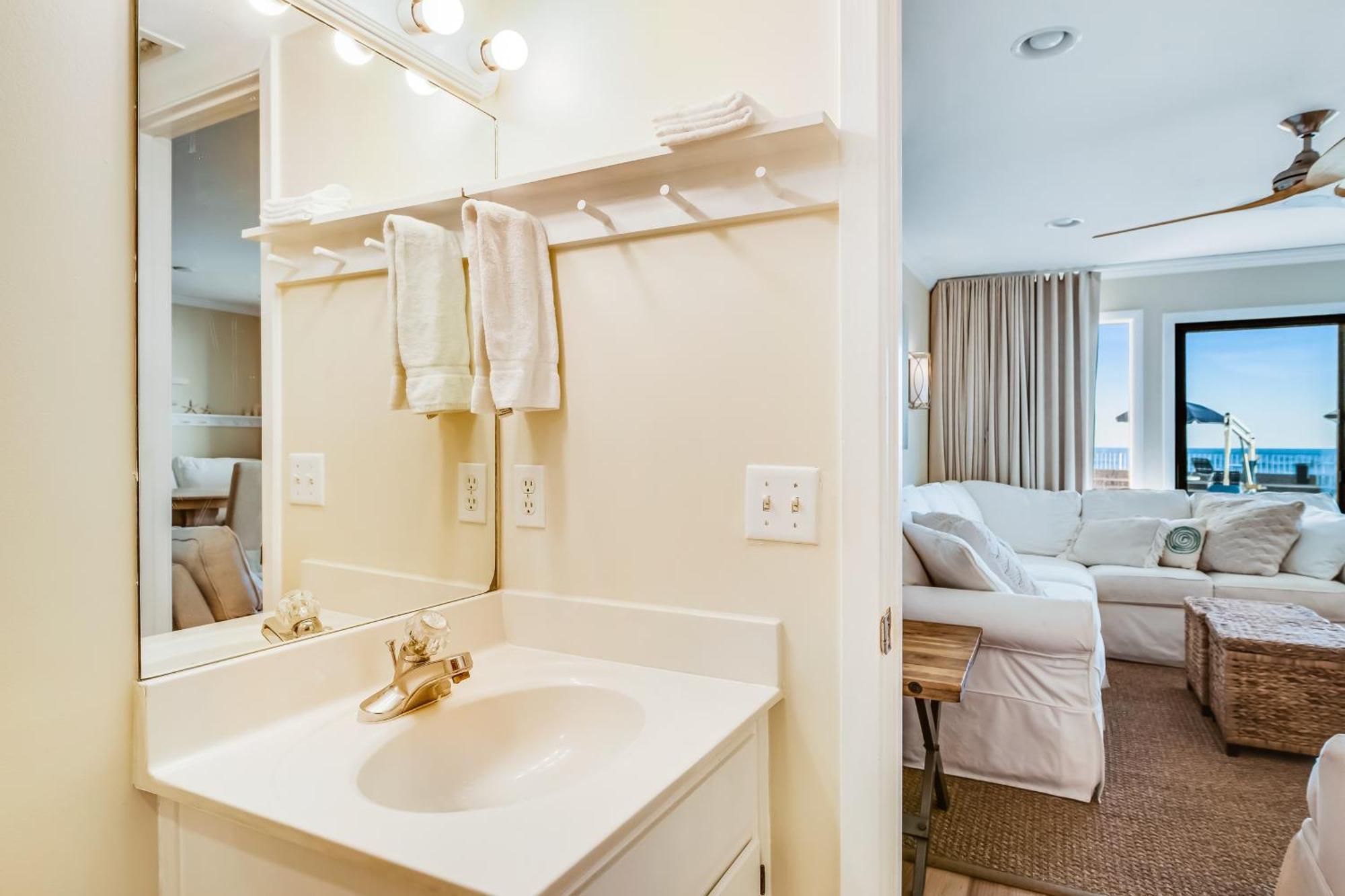 Latitude Condos Panama City Beach Chambre photo